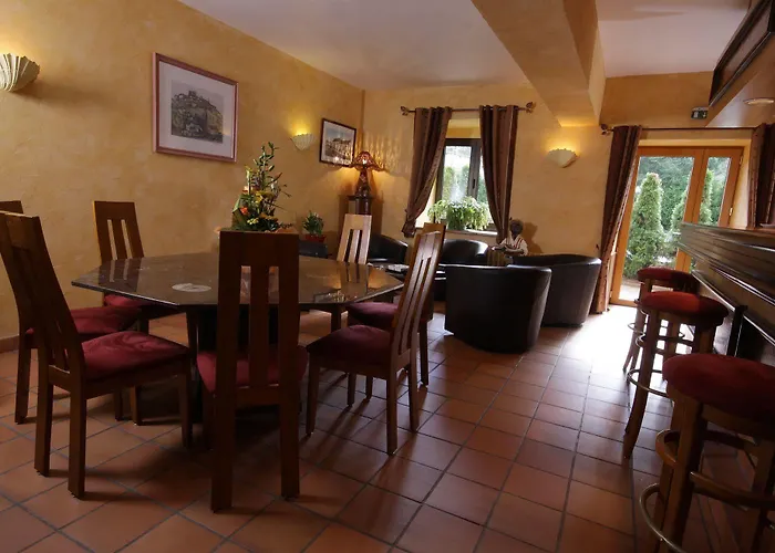 Hotel De La Providence 2*